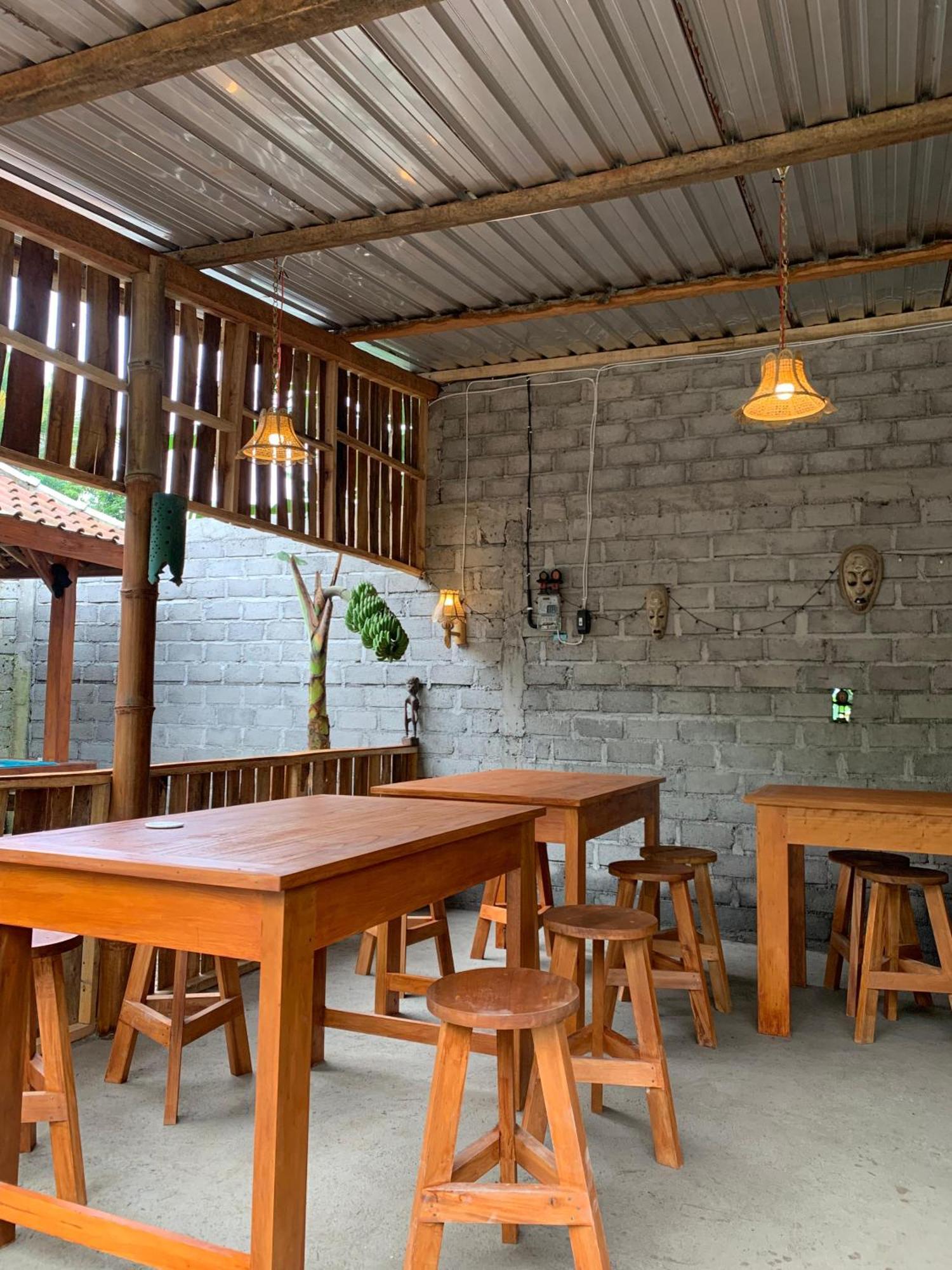 Avocado Homestay Tetebatu Ngoại thất bức ảnh