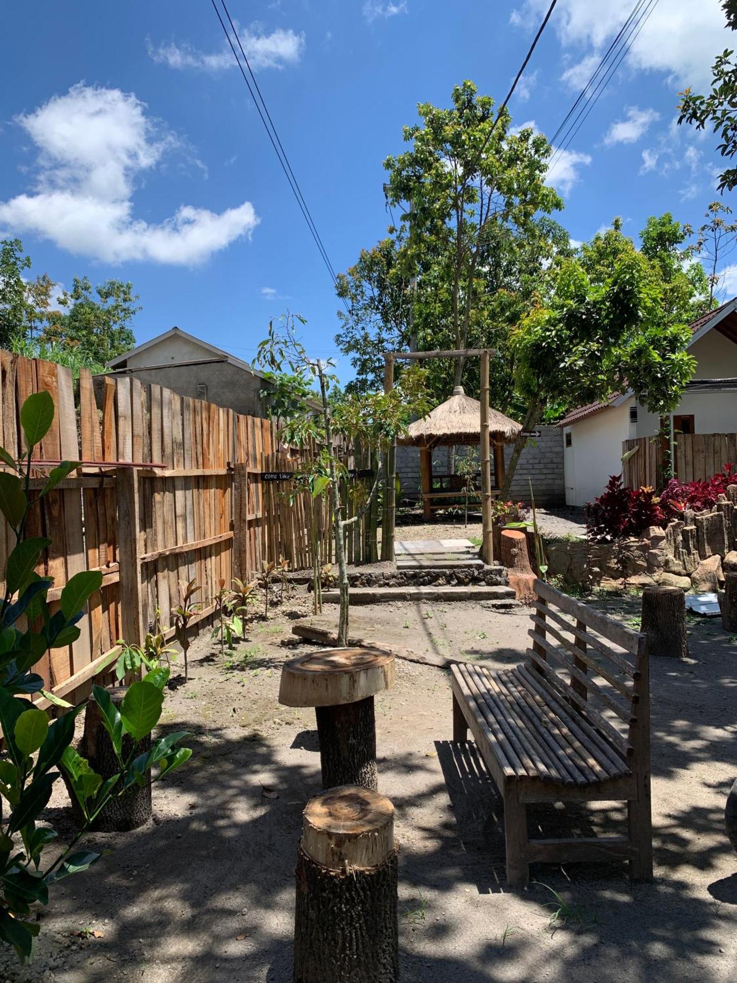 Avocado Homestay Tetebatu Ngoại thất bức ảnh